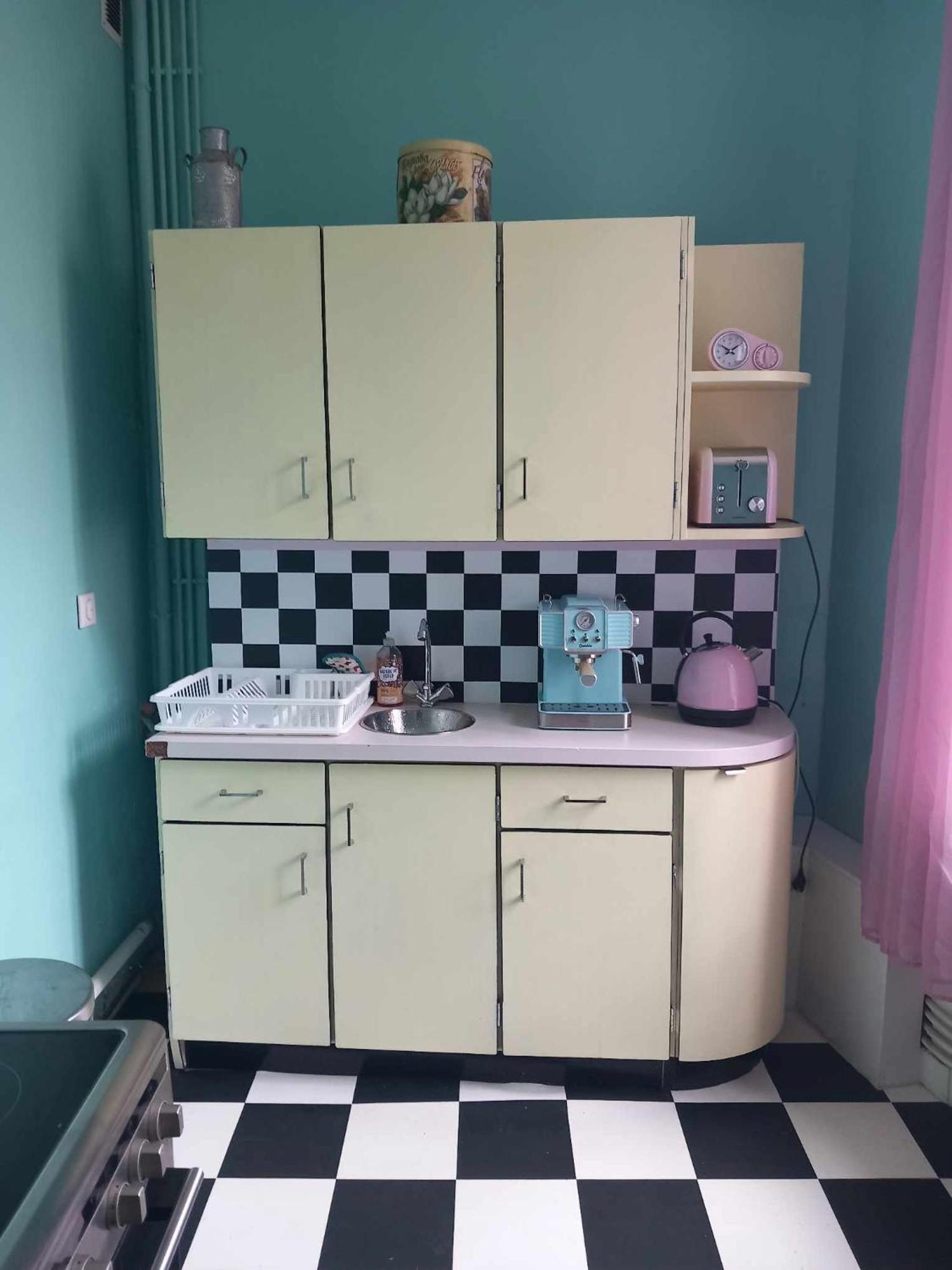 Vintage ,La Capsule Temporelle Wifi Draps Parking Publique Gratuit Apartment Thiers Exterior photo